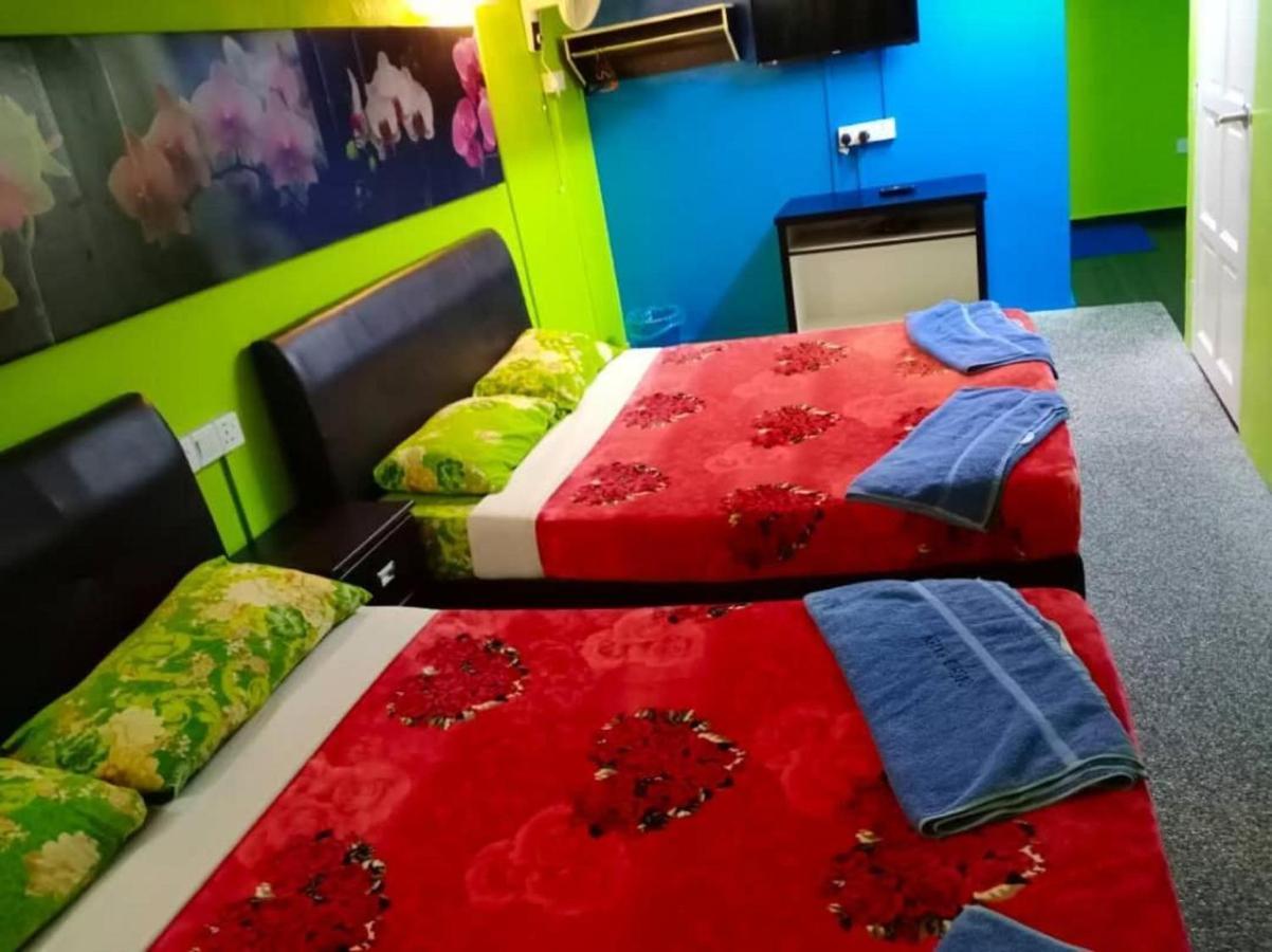 Oyo 90760 Lily Haven Hotel Tanah Rata Ngoại thất bức ảnh